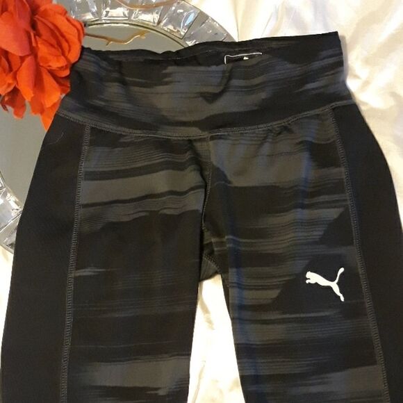 Puma Black and Grey Cropped Fitness Leggin… - Picture 2 of 7